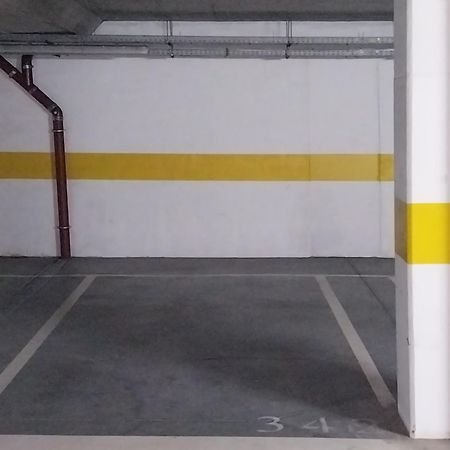 Ferienwohnung 5Min Walk From Subway Station & Free Parking Lissabon Exterior foto