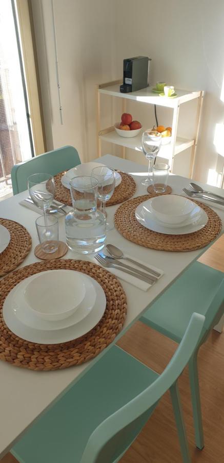 Ferienwohnung 5Min Walk From Subway Station & Free Parking Lissabon Exterior foto