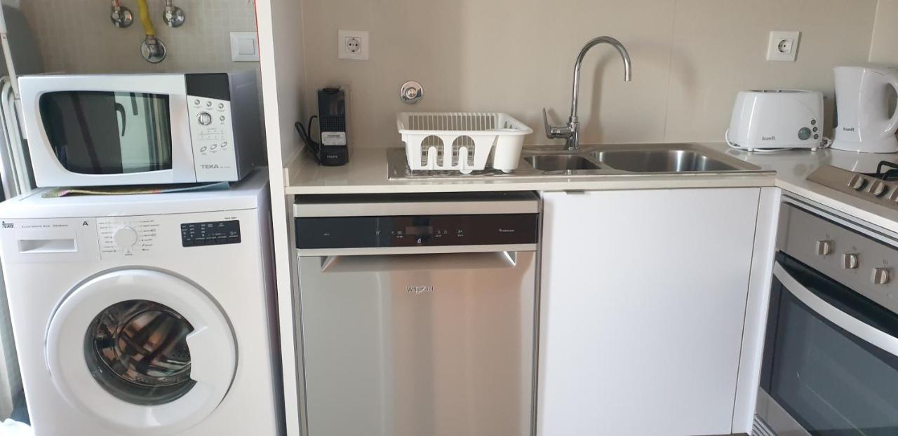 Ferienwohnung 5Min Walk From Subway Station & Free Parking Lissabon Exterior foto