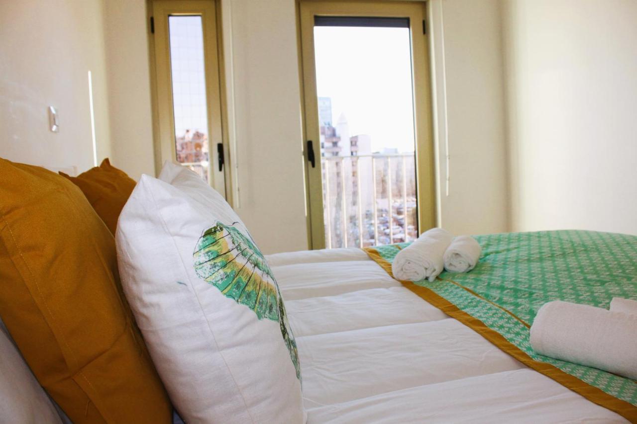 Ferienwohnung 5Min Walk From Subway Station & Free Parking Lissabon Exterior foto