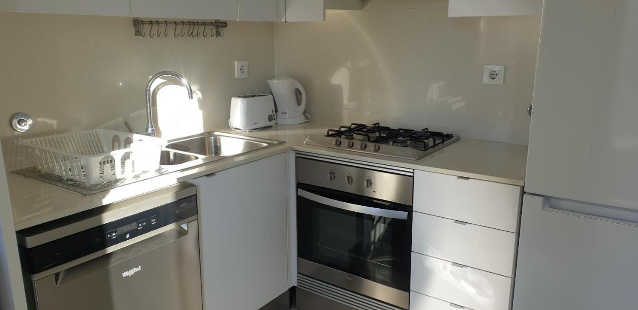 Ferienwohnung 5Min Walk From Subway Station & Free Parking Lissabon Exterior foto